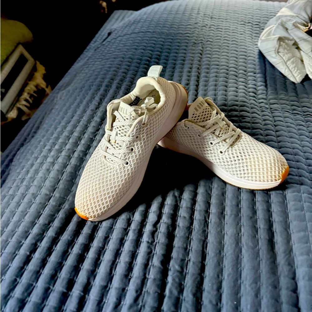 NOBULL White Athletic Shoes sz 9